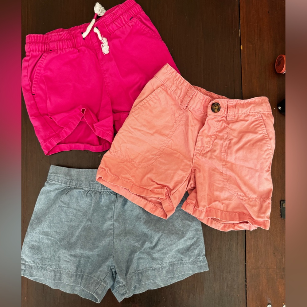 3/$25 Toddler girl 2T shorts bundle